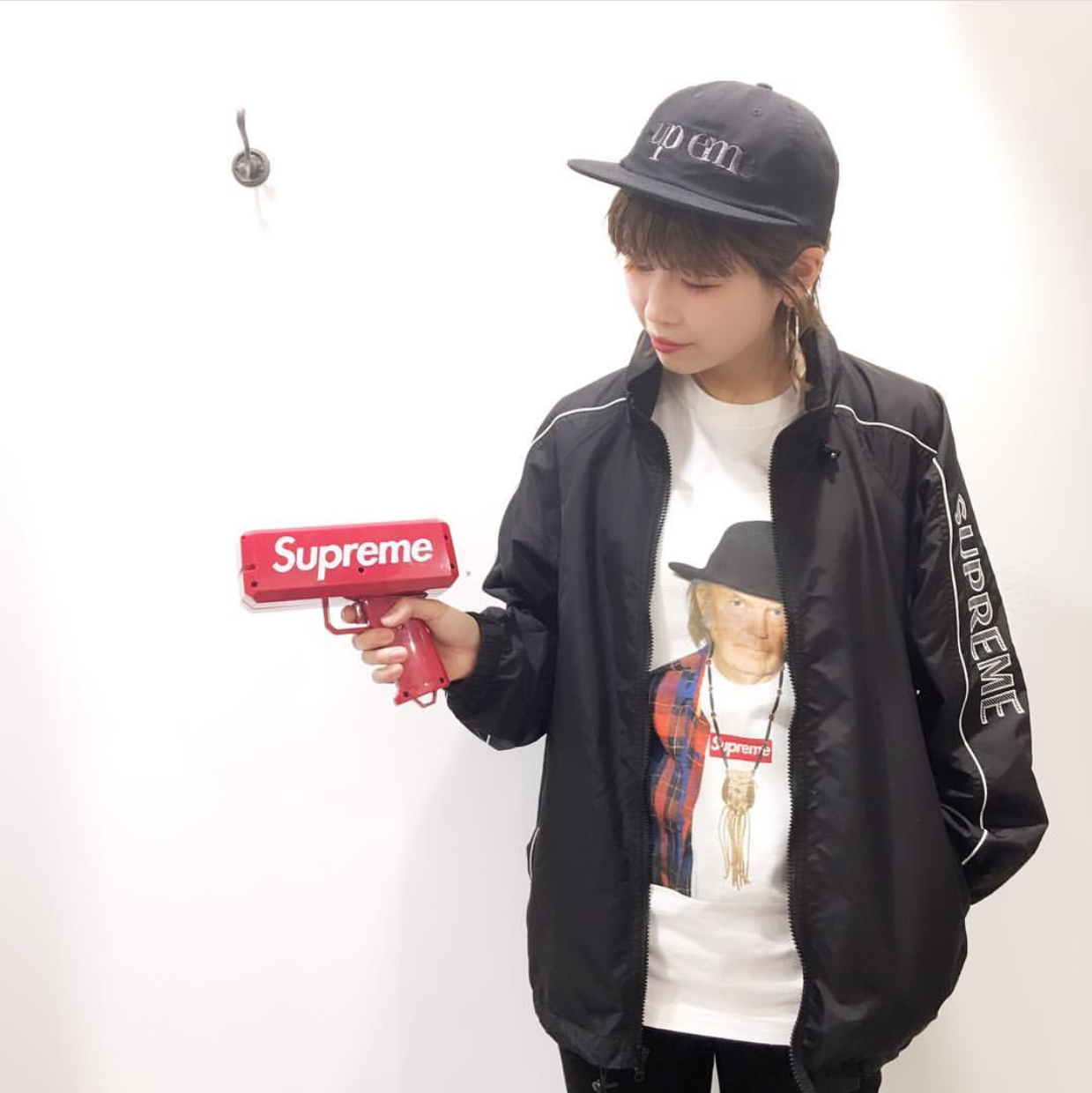 大阪　堀江　SNAP　スナップ　メメモリ　MEMEMORI meme mori　ストリート　SUPREME　VISVIM　PABLO　KANYE WEST　APE　undercover　nike　comme des garcons　BOX LOGO　ボックスロゴ　シュプリーム　買取　心斎橋　