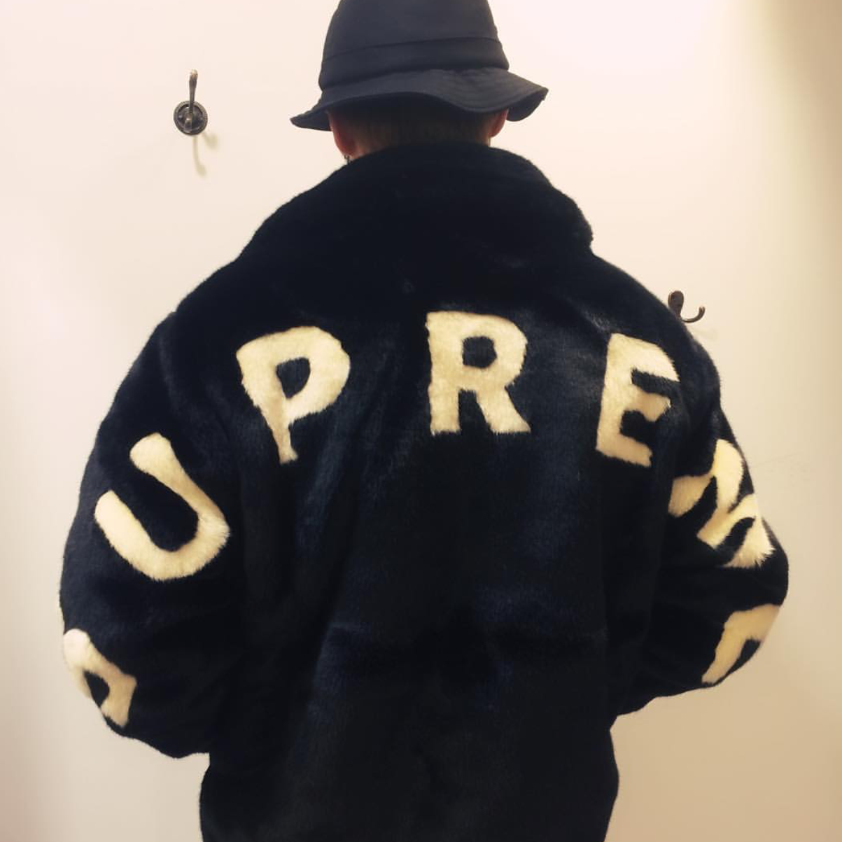 大阪　堀江　SNAP　スナップ　メメモリ　MEMEMORI meme mori　ストリート　SUPREME　FCRB　VISVIM　PABLO　KANYE WEST　APE　undercover　nike　comme des garcons　BOX LOGO　ボックスロゴ　シュプリーム　買取　心斎橋